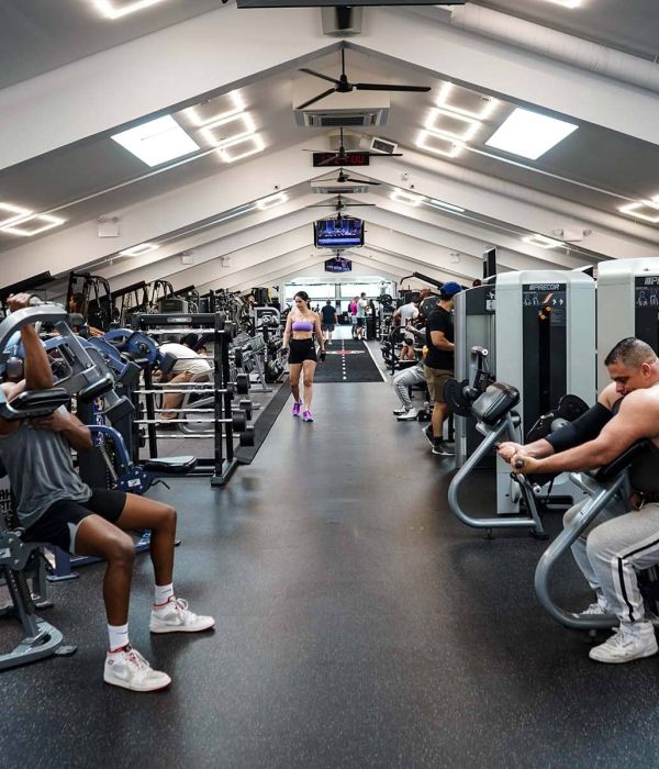 posing rooms