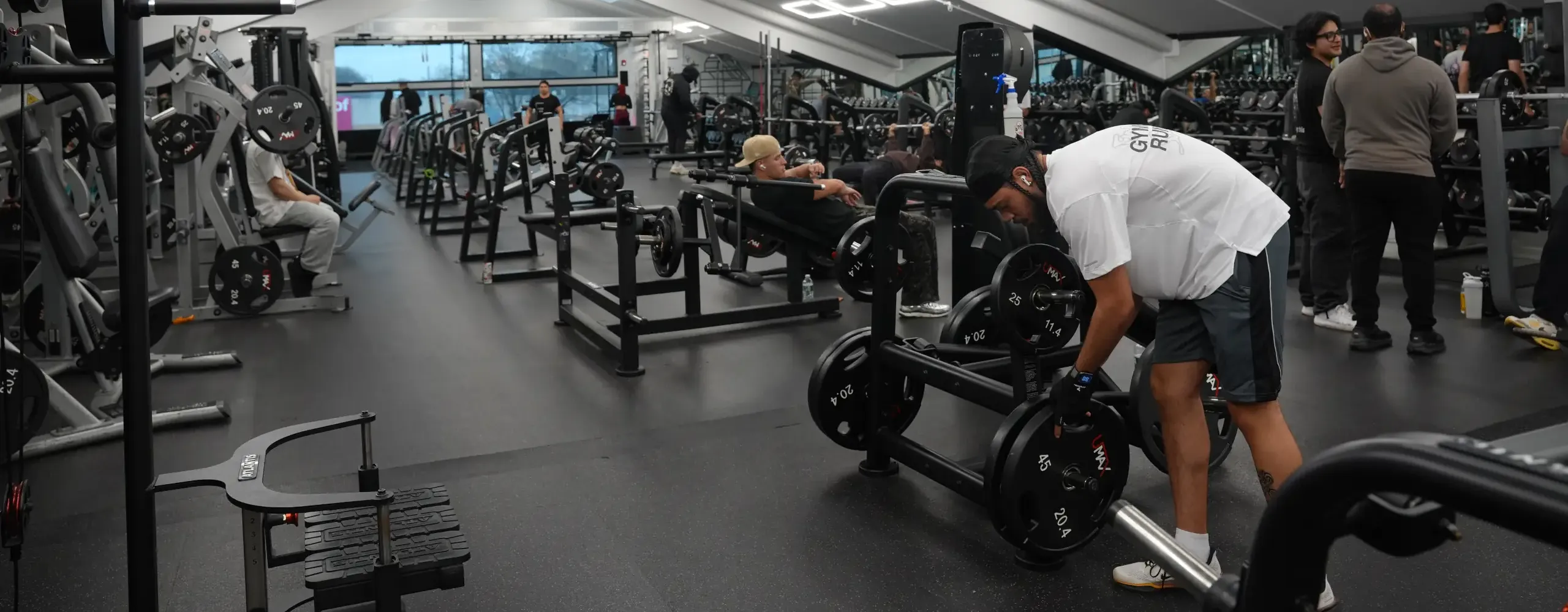 Vibe BQE Fitness Club Gym