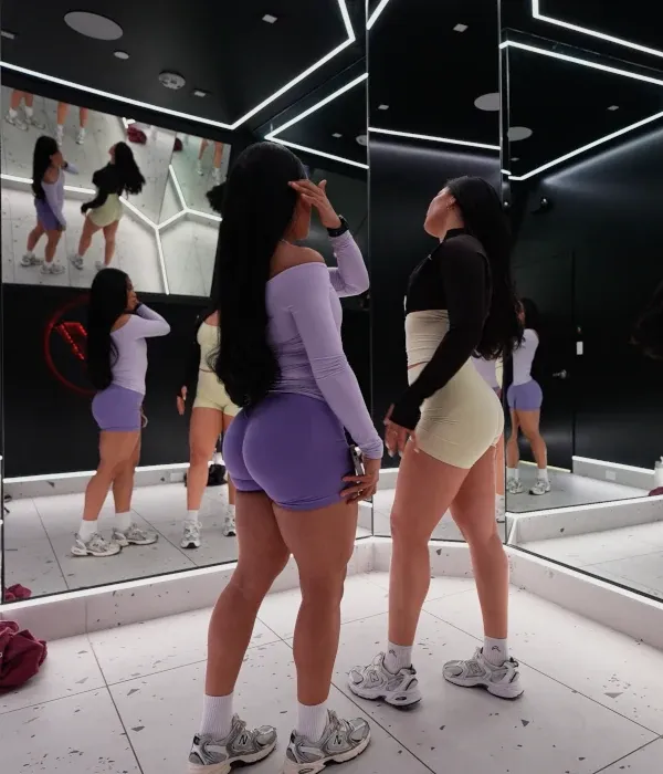 posing rooms